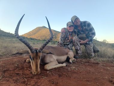 Impala-hunting13-th.jpg