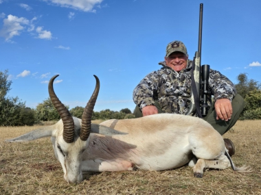 LikhuluHuntingSafaris-038-th.jpg