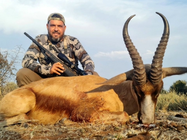 LikhuluHuntingSafaris-069-th.jpg