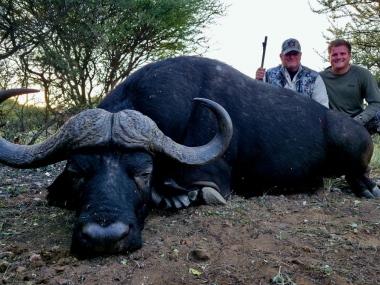 LikhuluHuntingSafaris-126-th.jpg