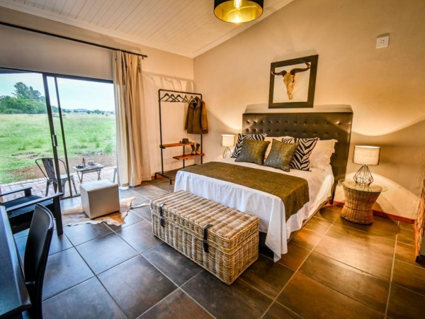 LikhuluSafaris-Accommodation-0008c-th.jpg
