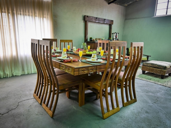 LikhuluSafaris-Accommodation-018-2-th.jpg