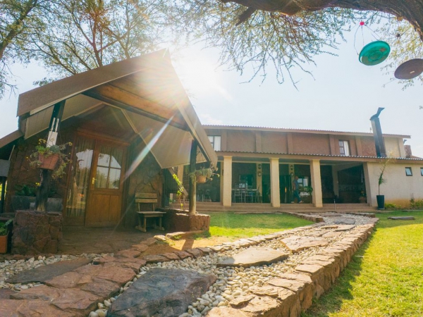 LikhuluSafaris-Accommodation-022-th.jpg