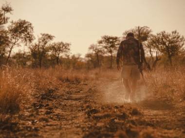 LikhuluSafaris-Hunting-Scenes-28-th.jpg