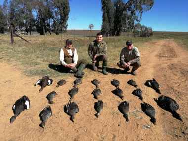 likhulu-wingshooting39-th.jpg